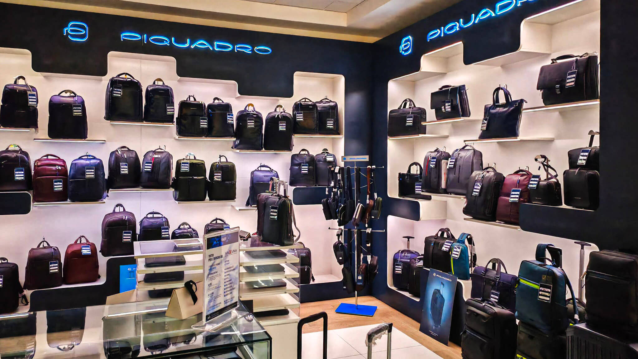 Mastering the First Impression: Your intriguing post title goes here Tutto per Ufficio home